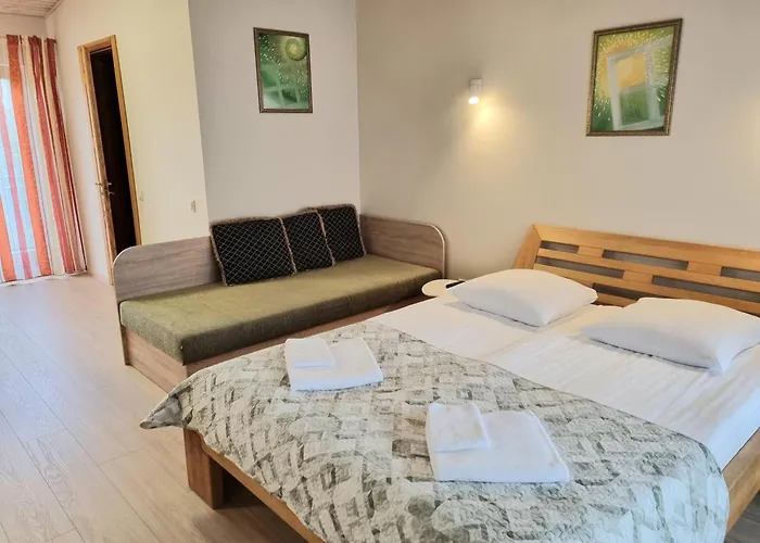 Antano בית הארחה